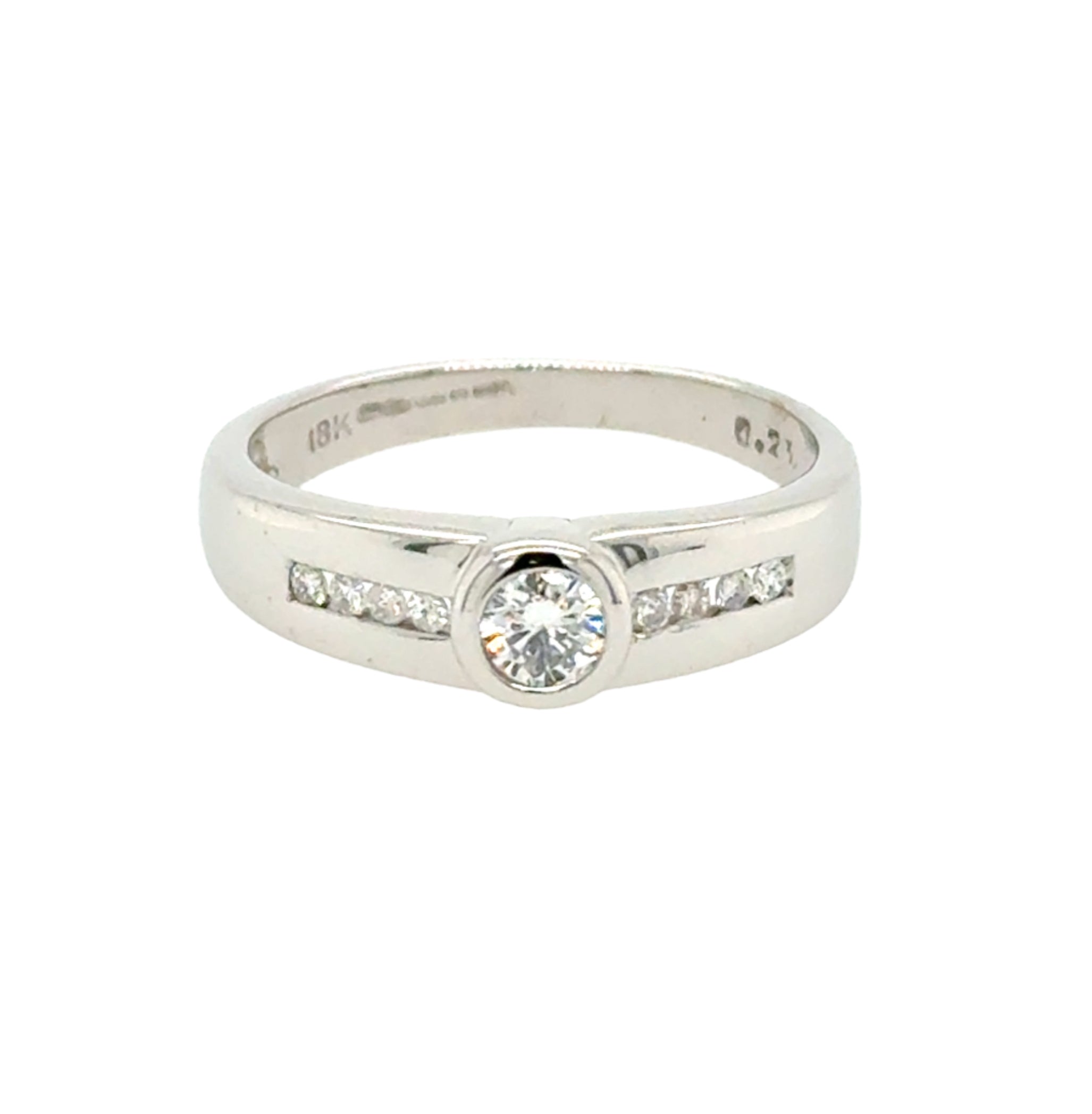 0.23ct Round Brilliant Diamond Rubover Solitaire Ring 18ct White Gold