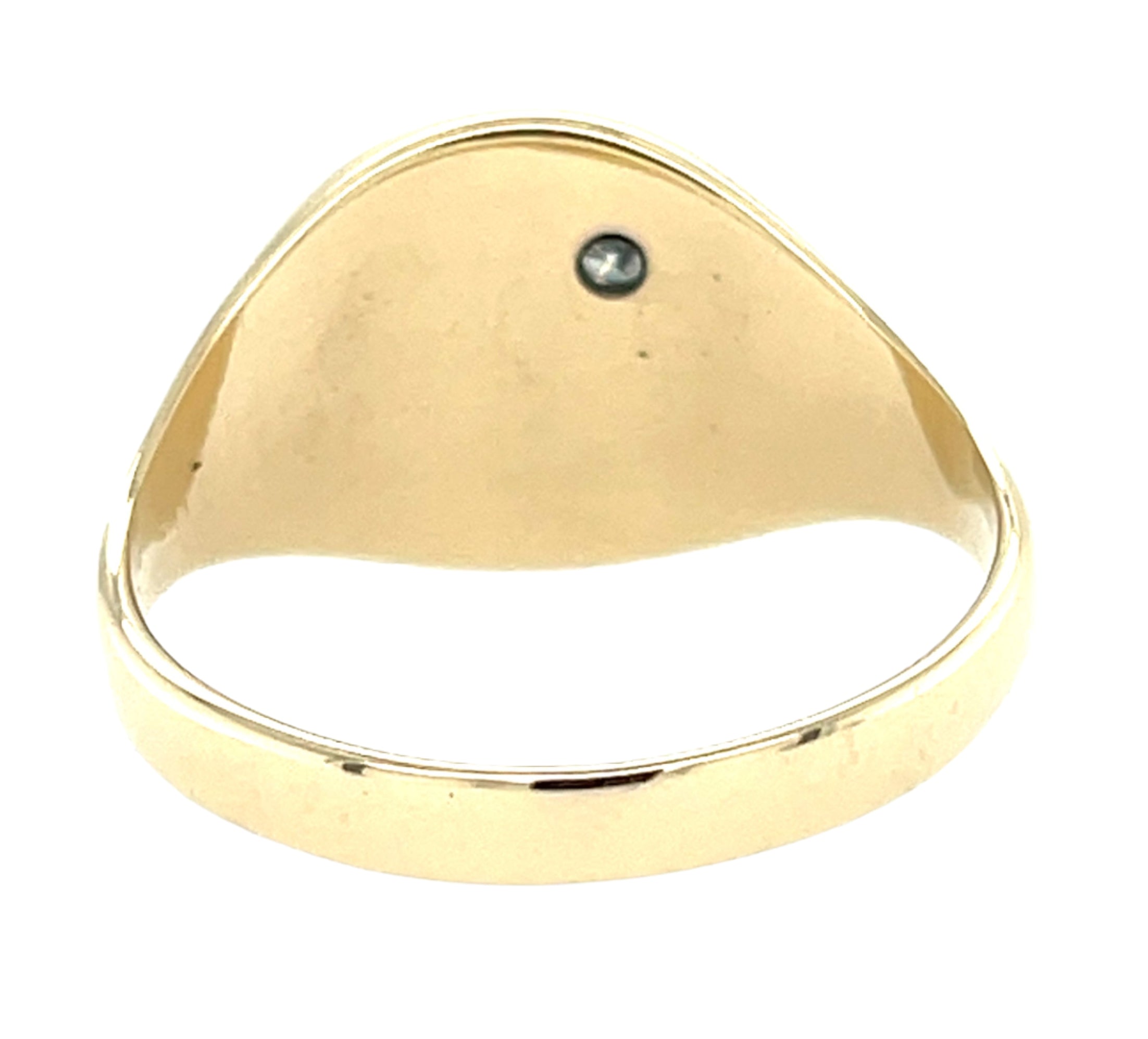 9ct Yellow Gold Engraved Diamond Set Cushion Signet Ring Size W