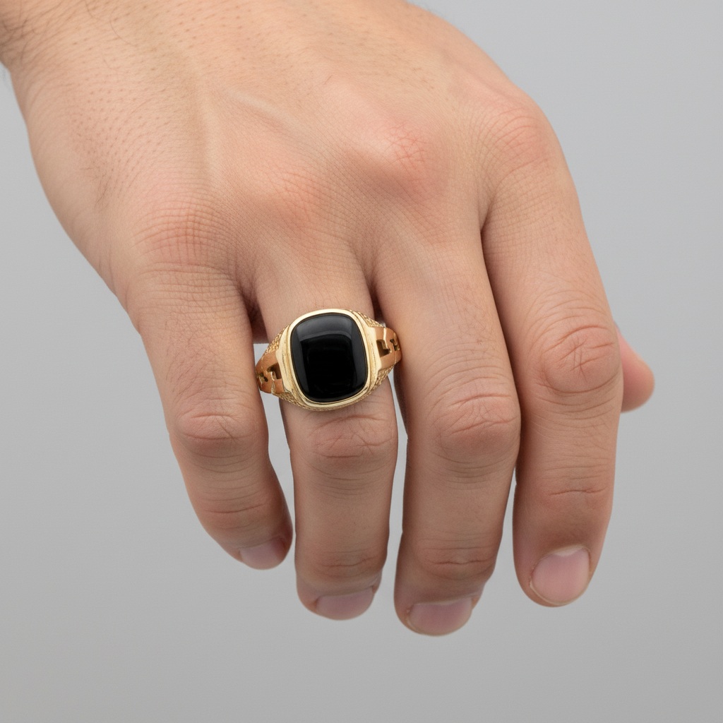 9ct Yellow Gold Black Onyx Cushion Signet Ring Size U
