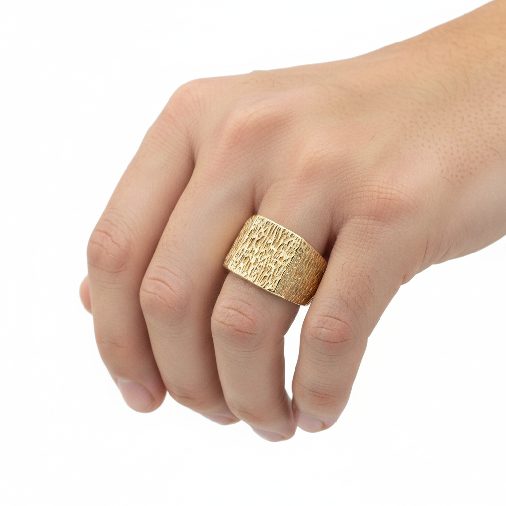 9ct Yellow Gold Vintage Heavyweight Bark Effect Square Signet Ring London 1972