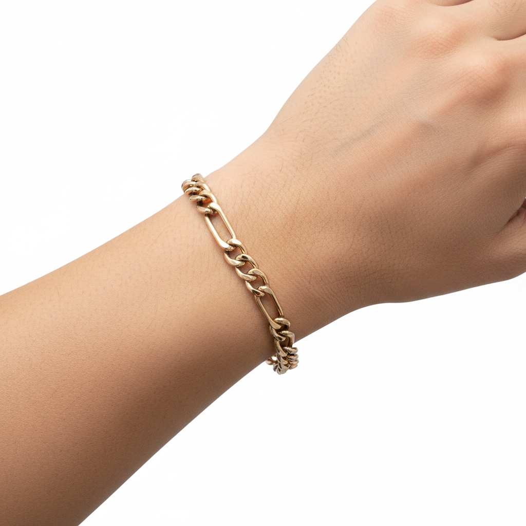9ct Yellow Gold Vintage Hollow Figaro Link Bracelet - 11.95g
