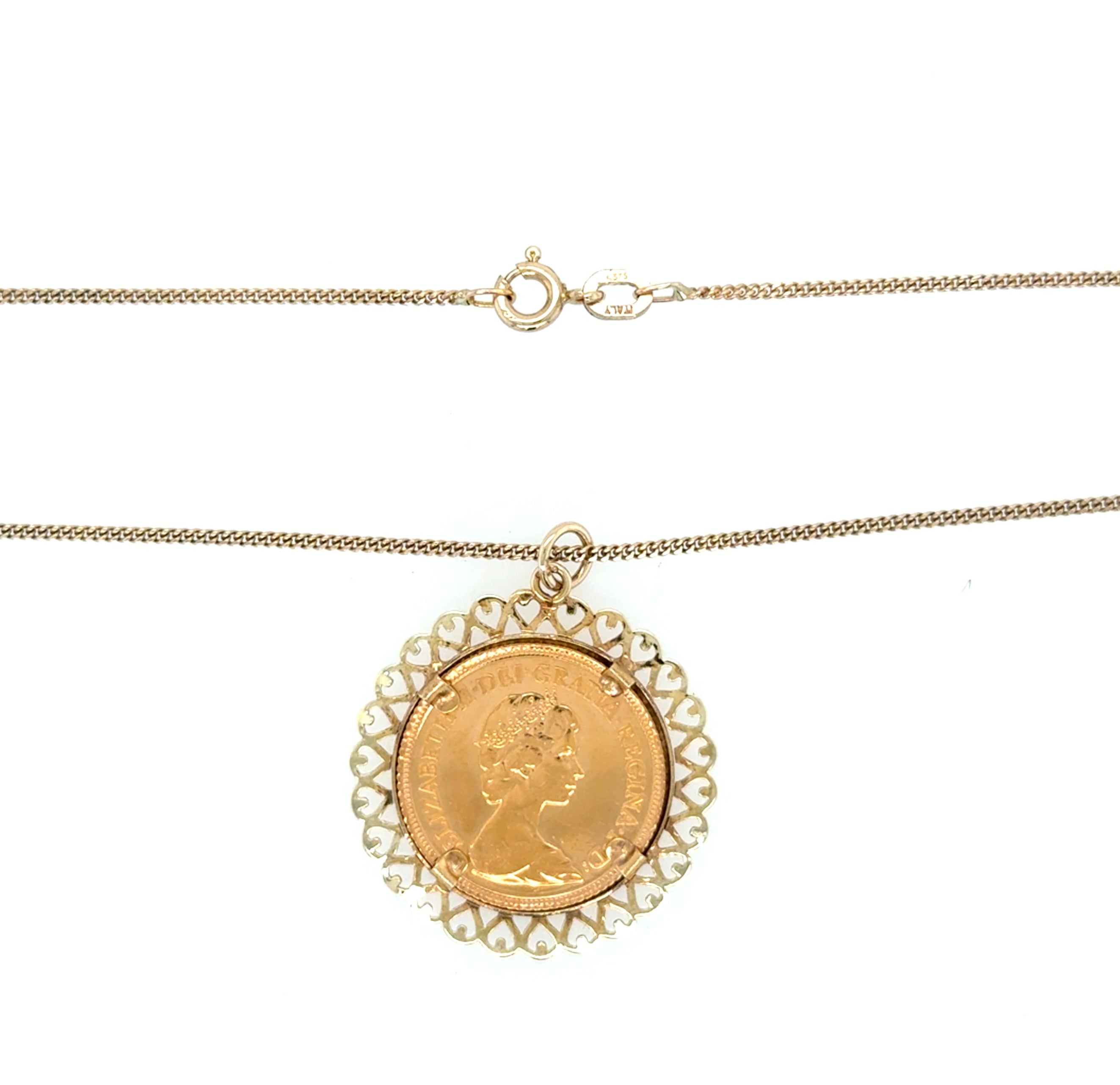 1982 Queen Elizabeth II Half Sovereign Pendant Necklace & 18 Inch Chain