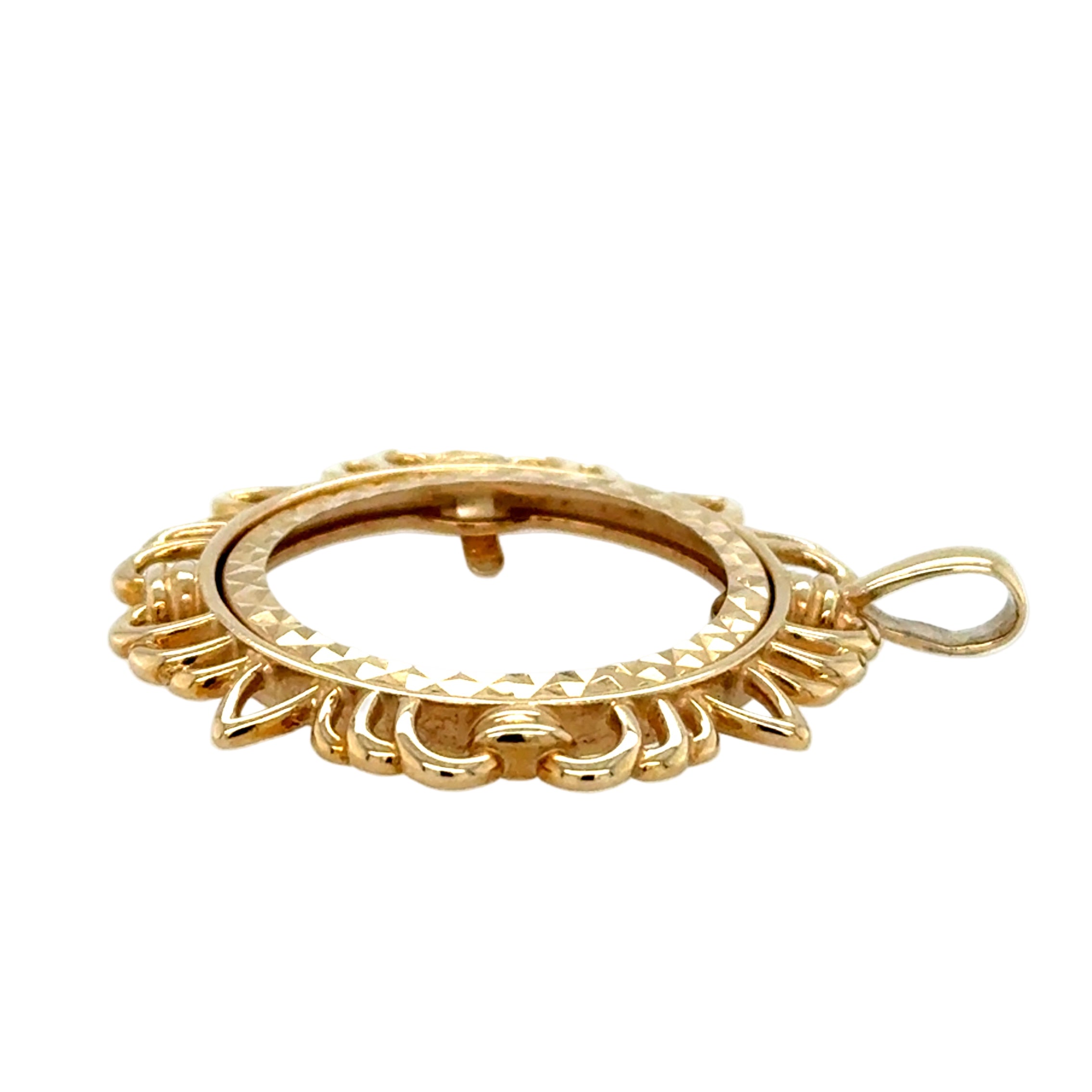 9ct Yellow Gold Full Sovereign Wreath Pendant Mount - 4.75g