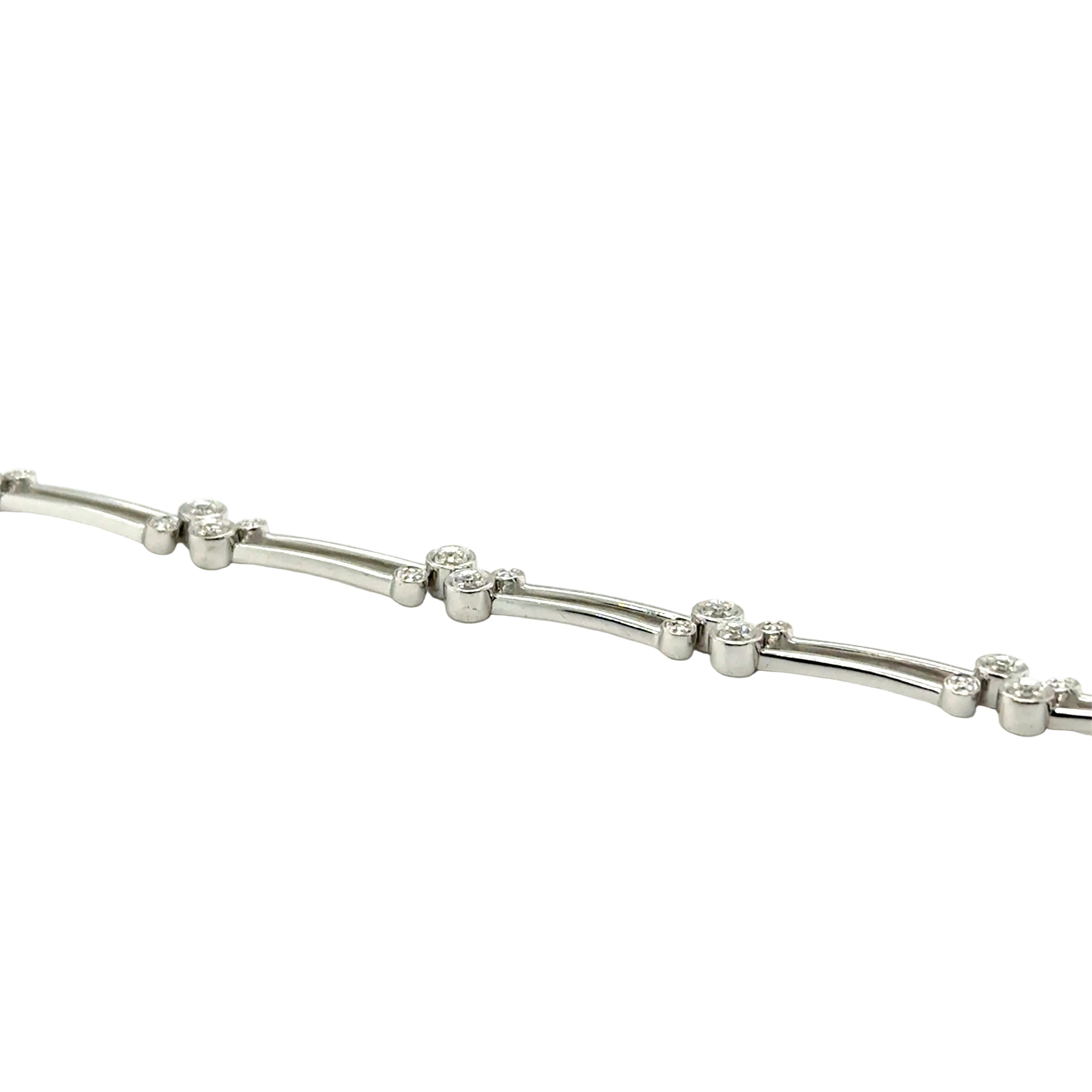 9ct White Gold 7.5 Inch Diamond Bubble Bracelet - 8.30g