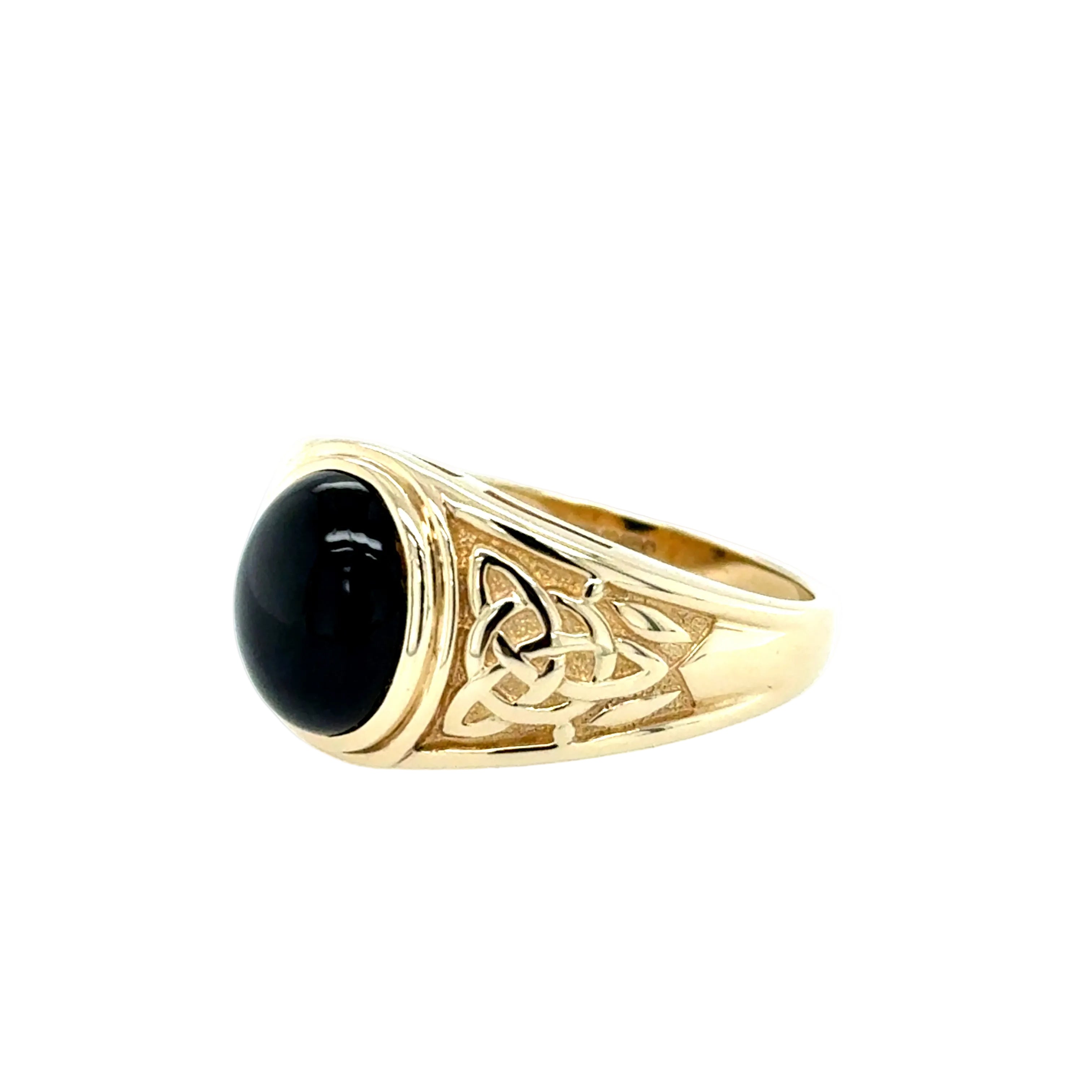 9ct Yellow Gold Oval Cabochon Black Onyx Celtic Ring Size Z - 7.90g