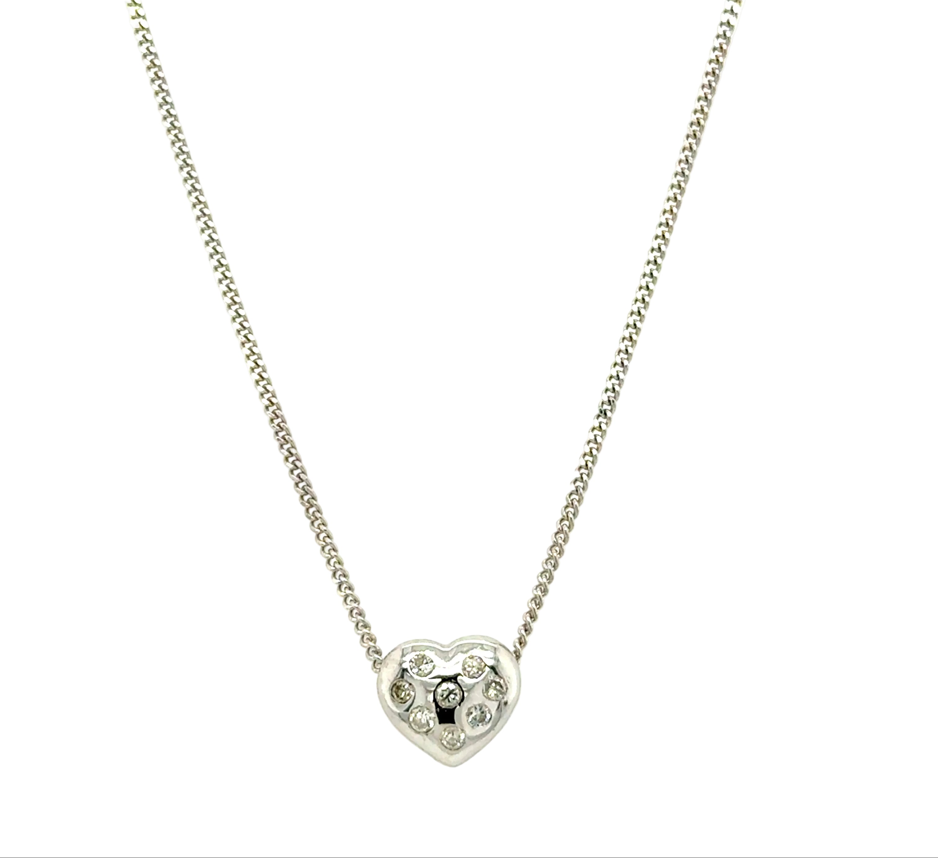 18ct White Gold Diamond Set Heart Pendant Necklace