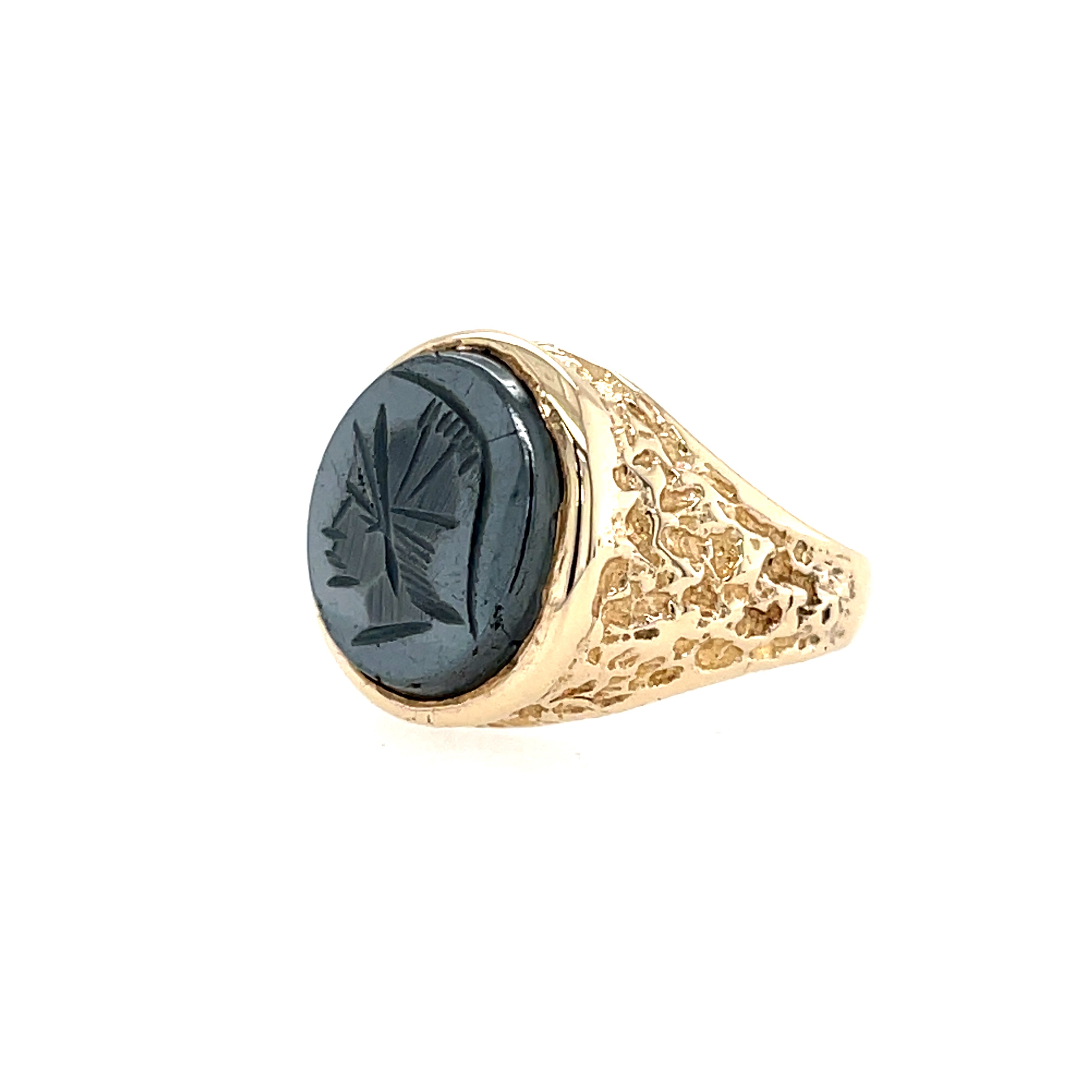 9ct Yellow Gold Oval Hematite Signet Ring - Size R