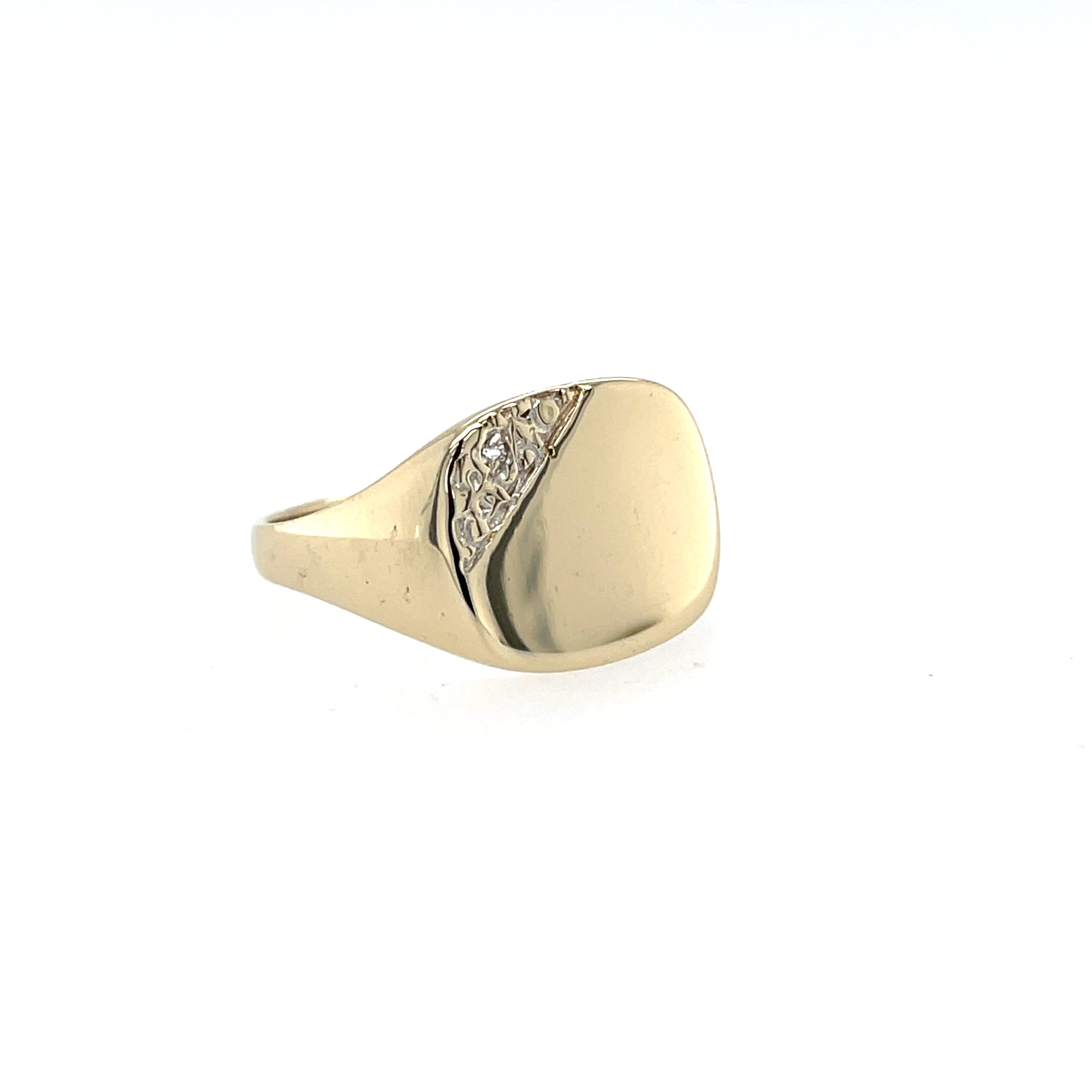 9ct Yellow Gold Cushion Shaped Signet Ring - Size S SOLD